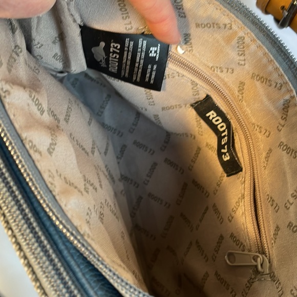 ☀️ Roots purse ☀️ - Picture 6 of 12